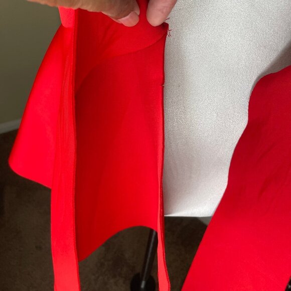 Hearts Women's Candy Red Deep V-Neck Short Sleeve Tie Front Pleated Peplum Top S - Picture 5 of 10